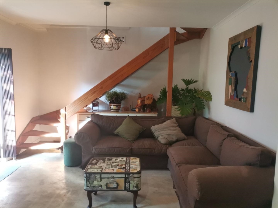To Let 2 Bedroom Property for Rent in Claremont Western Cape